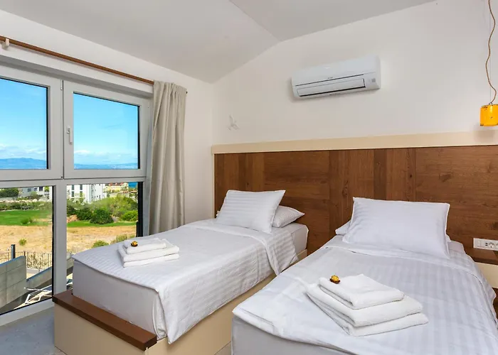 Signature With Heated Pool