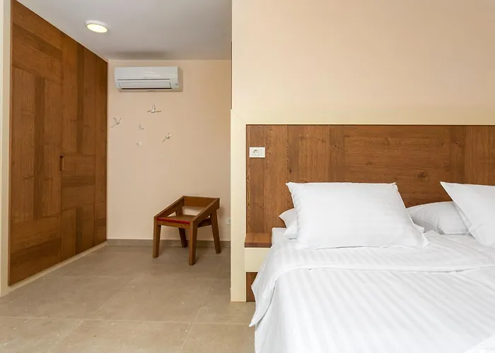 Signature With Heated Pool Villa