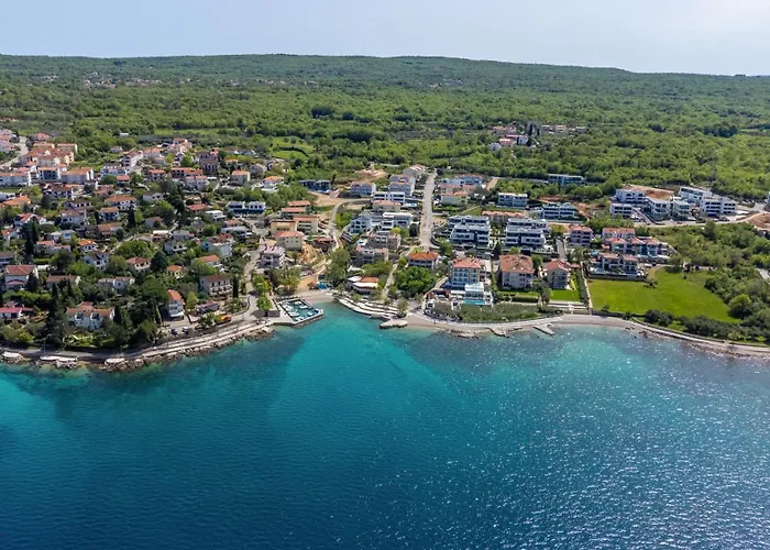 Signature With Heated Pool Villa