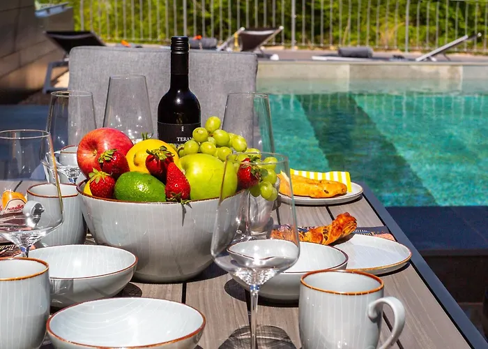 Signature With Heated Pool