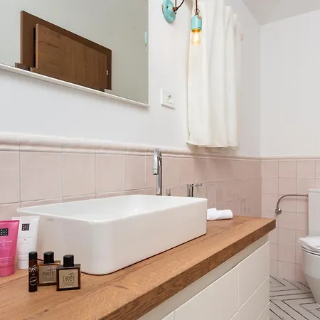 Signature With Heated Pool Villa