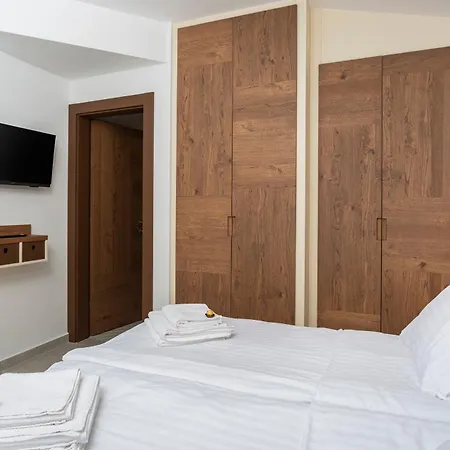 Signature With Heated Pool Villa