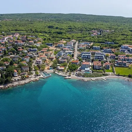 Signature With Heated Pool Villa