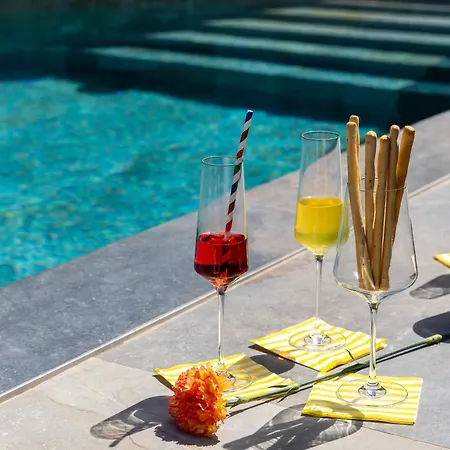 Signature With Heated Pool Villa *