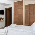 Signature With Heated Pool Villa