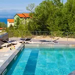 Signature With Heated Pool Malinska